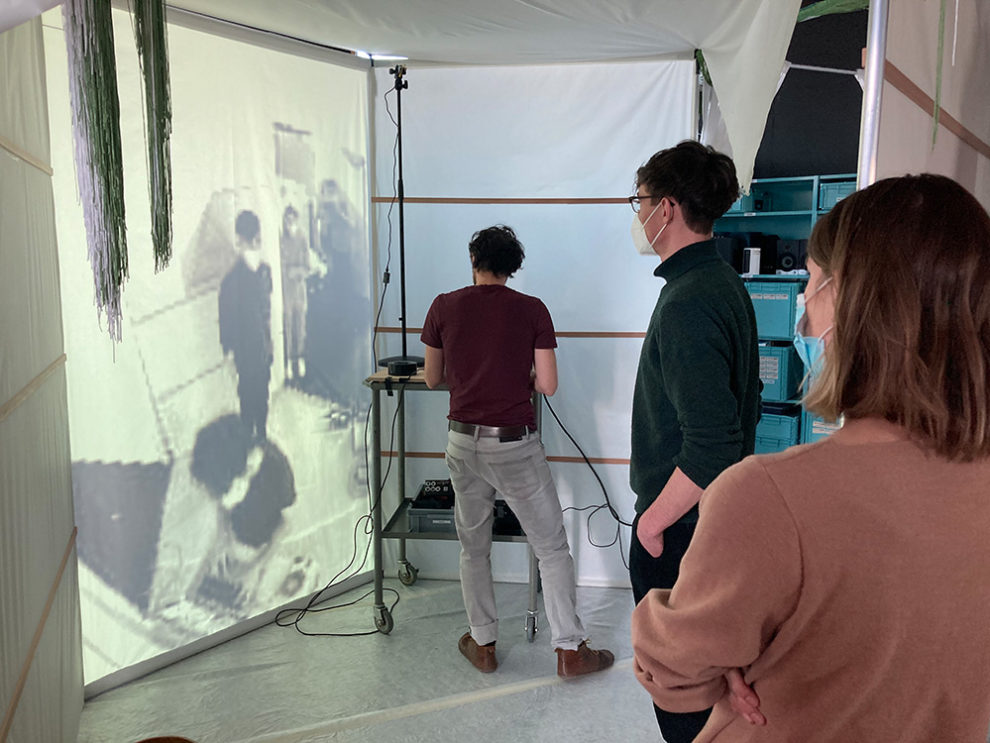 rear projection setup (C1)