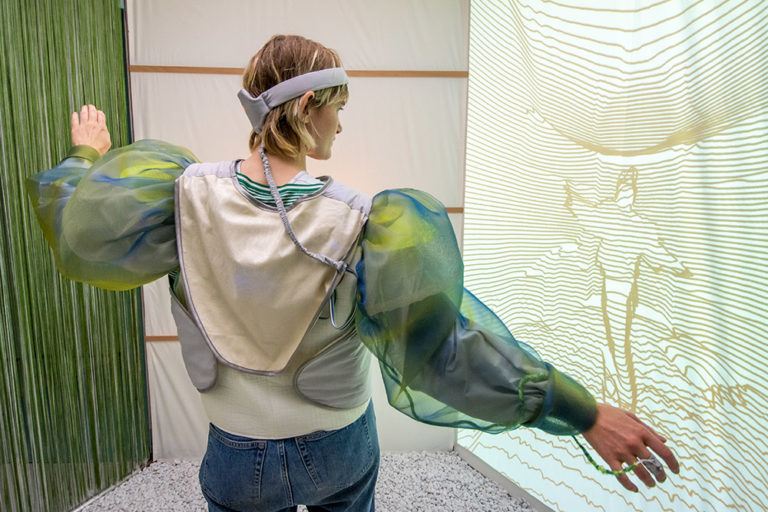 Zen Garden, wall interaction